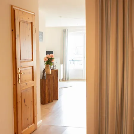 Gut Kattenhoehlen Apartamento *