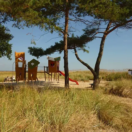 Gut Kattenhoehlen Apartamento *