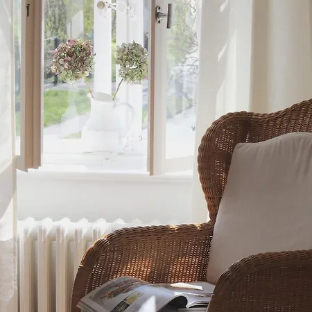 Gut Kattenhoehlen Apartamento *